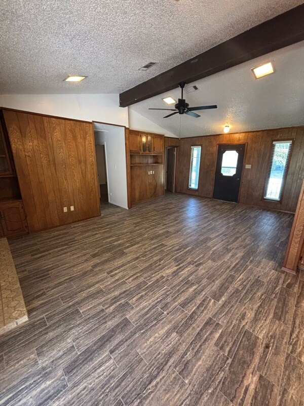 Building Photo - 1931 Post Oak Dr