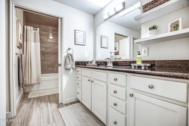 Building Photo - 7009 E Acoma Dr