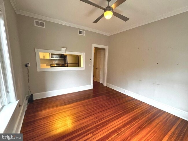 Building Photo - 1322 15th St NW