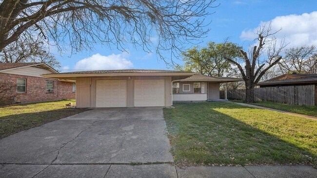 Building Photo - 4313 Bonnie Dr