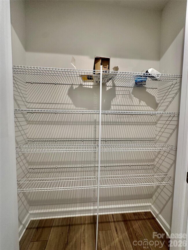 Building Photo - 9650 Liberty Hill Dr