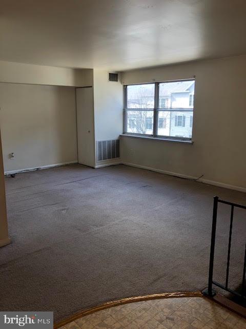 Building Photo - 155 Parker Ave