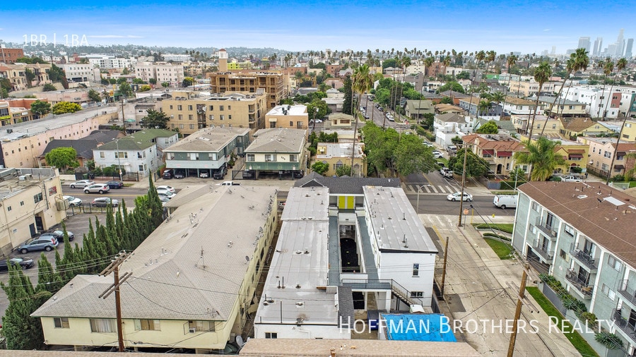 Building Photo - 201 Normandie Ave