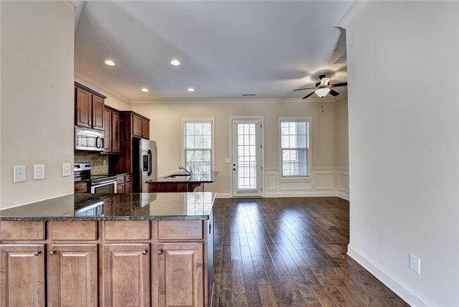 Building Photo - 2448 Tenor Ln