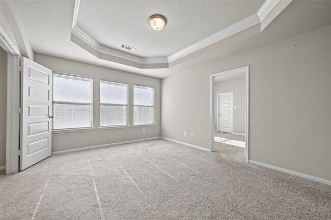Building Photo - 32931 Franklin Brooks Dr
