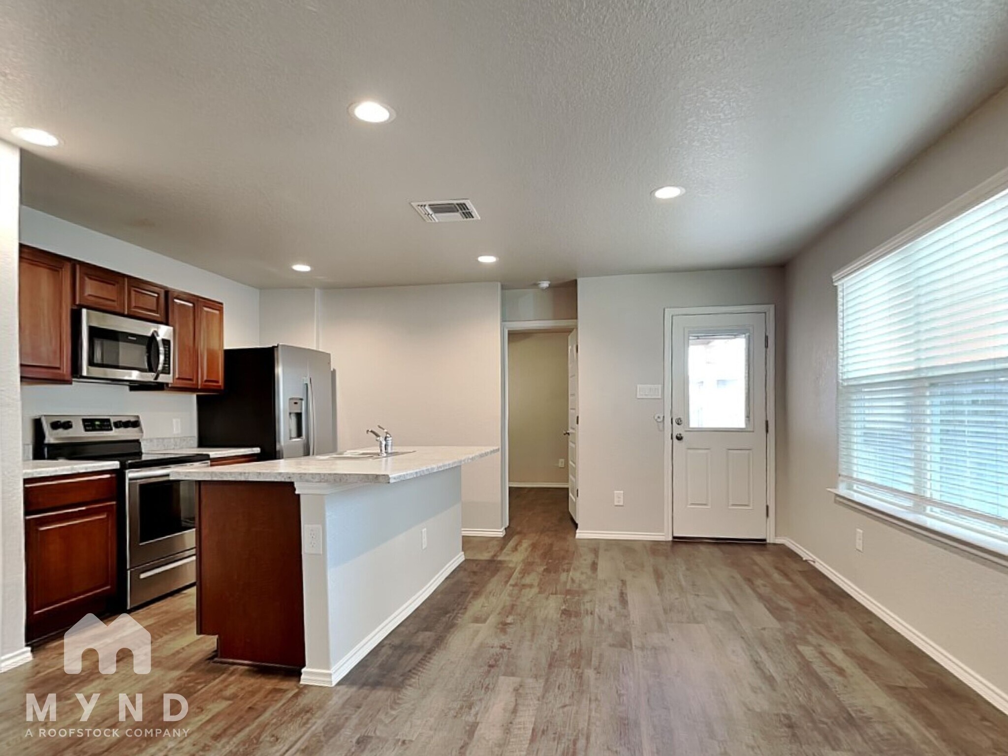 Building Photo - 13011 Lineberry Ln