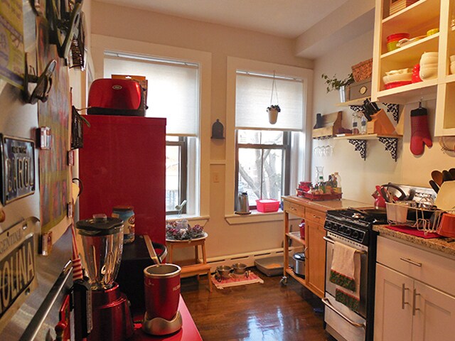 Primary Photo - 112 Willow St