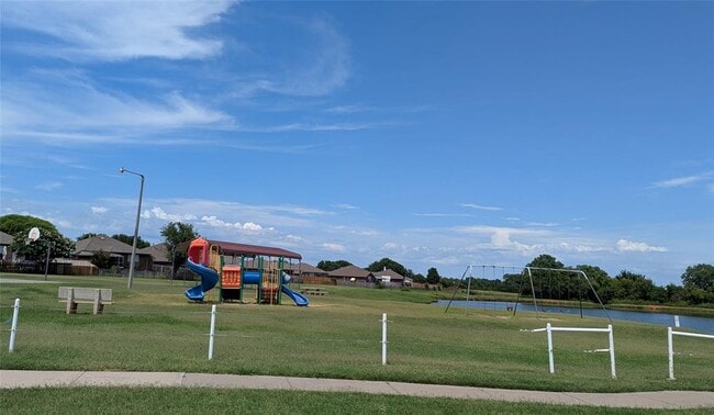 Building Photo - 2604 Southern Hills Dr