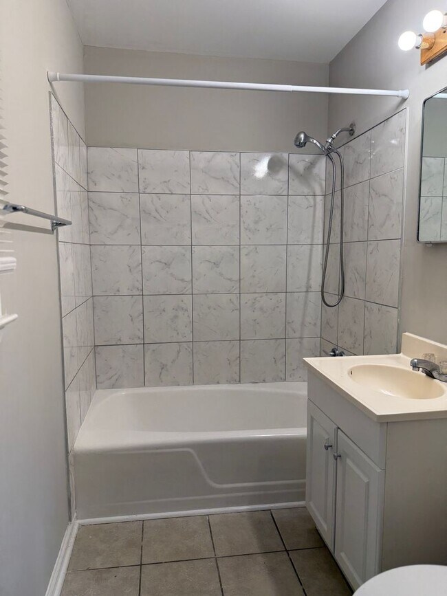 Building Photo - Wonderful Ranch Home In Raleigh, Available...