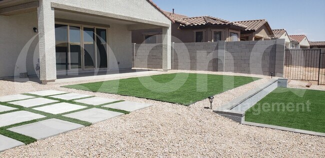 Building Photo - 40785 W Agave Rd