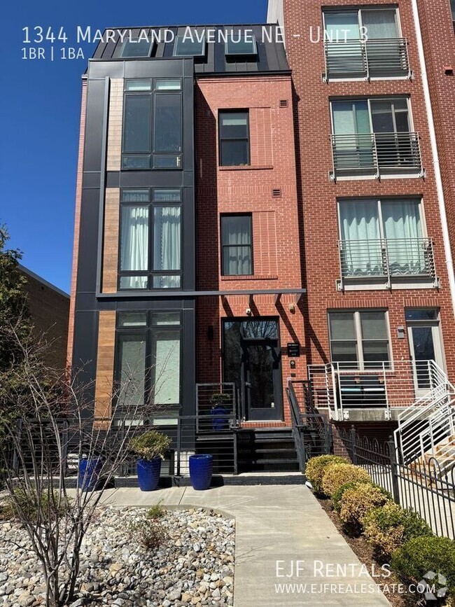 Building Photo - Newly Developed One Bedroom W/Washer & Dry...