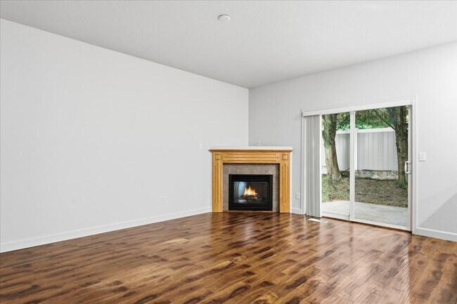 Building Photo - 12811 NE 49TH WAY