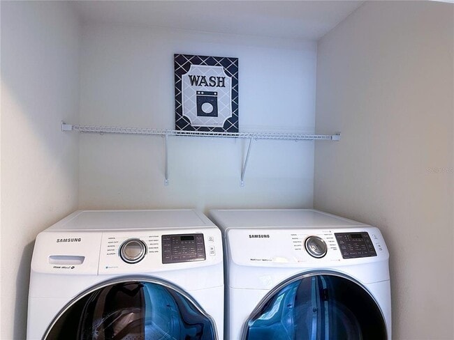 Building Photo - 7494 Aloma Pines Ct