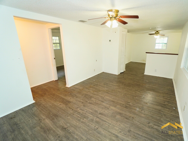 Building Photo - 2059 Otis Wallace Ln