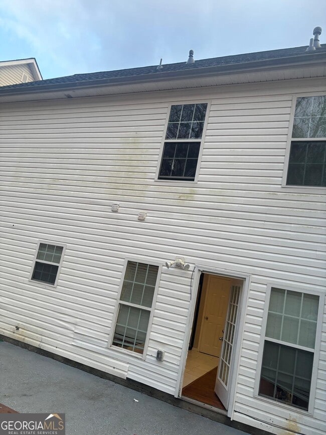 Building Photo - 4196 Preserve Trail SW