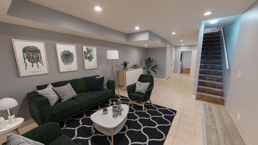 Building Photo - Beautiful Waverly townhouse near Johns Hopkins University