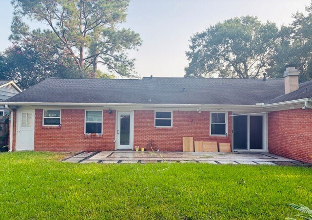 Building Photo - 5617 Flack St