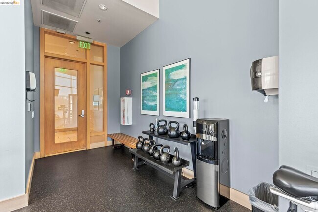 Building Photo - 1 Lakeside Dr