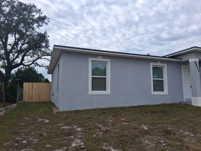 Building Photo - 3 Bed Home in Holiday FL