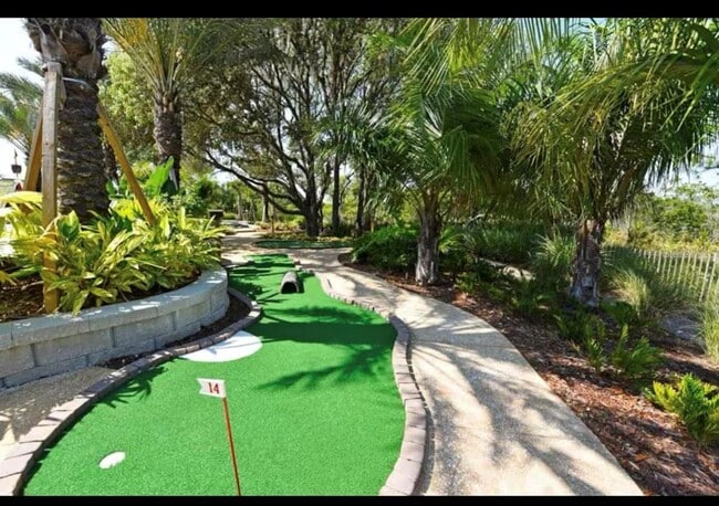 Building Photo - 1844 Sanibel Dr