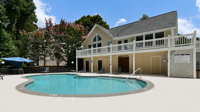 Building Photo - Waldan Pond