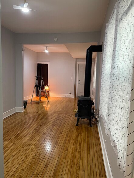 Living room & dining room - 220 S 61st Ave W