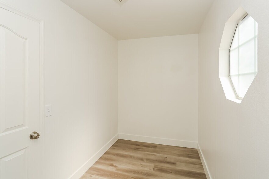 Building Photo - 3459 Whitman Falls Dr
