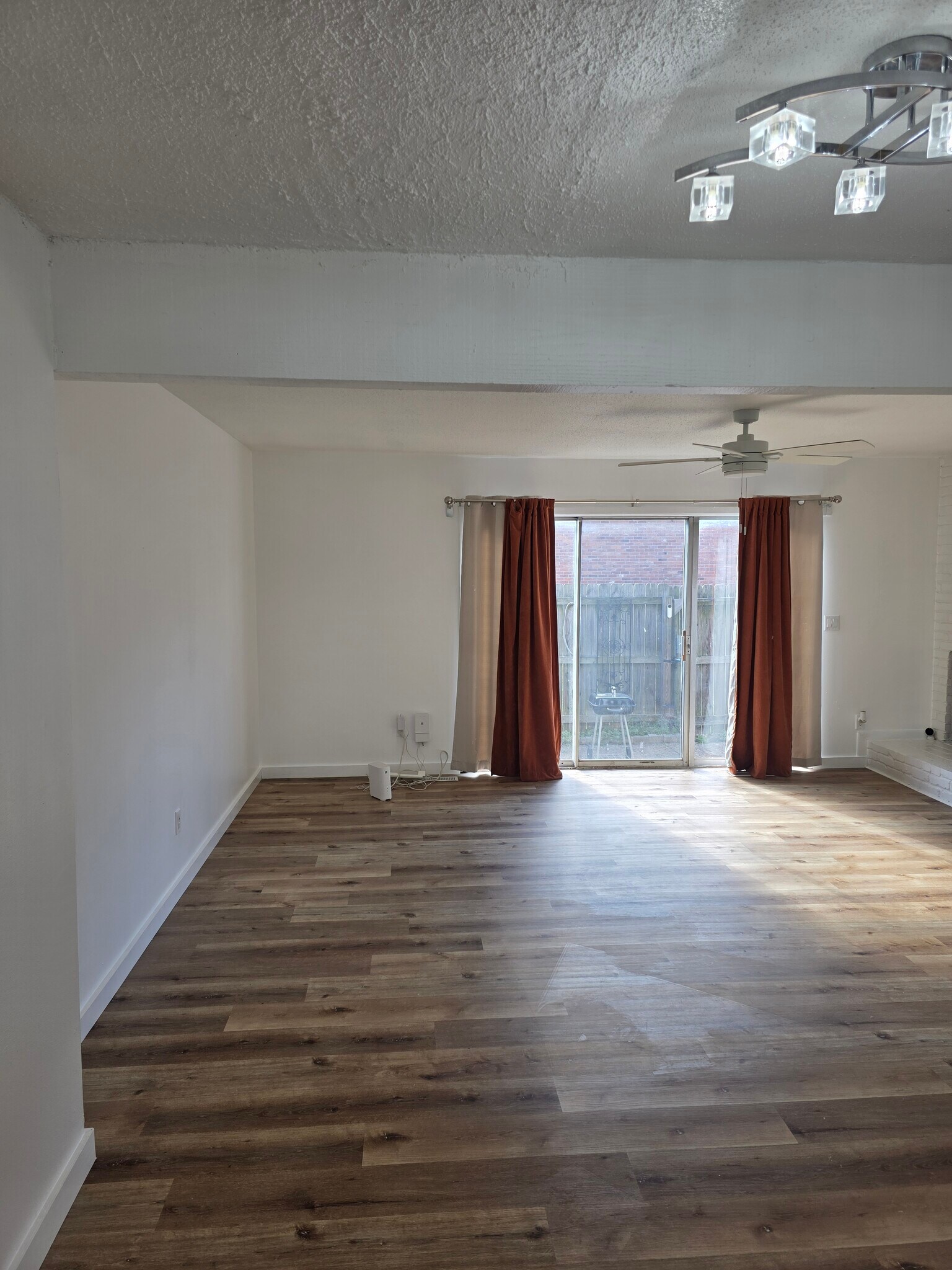 Building Photo - 11260 College Ave