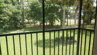 Building Photo - 5857 Rattlesnake Hammock Rd