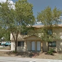 Building Photo - 2202 E 1st Ave