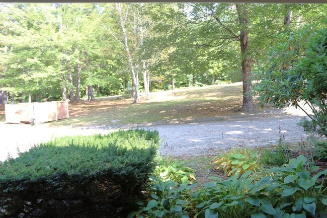 Building Photo - Seasonal 6 Month Lease Available! Charming 2-bedroom, 2-bathroom townhouse at Winterbrook Village