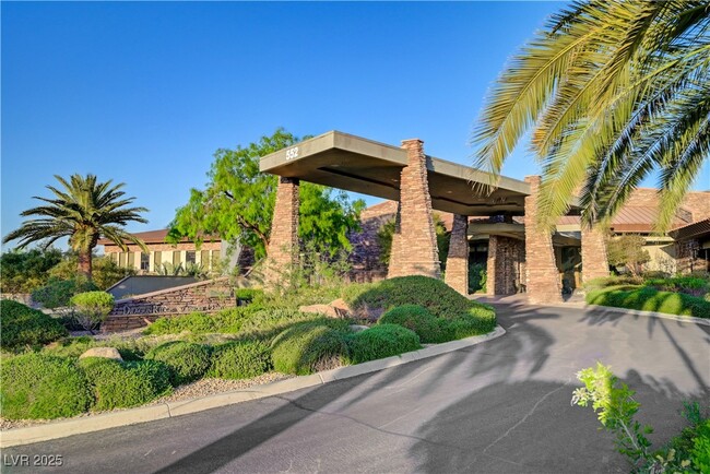 Building Photo - 702 Blackrock Rim Dr