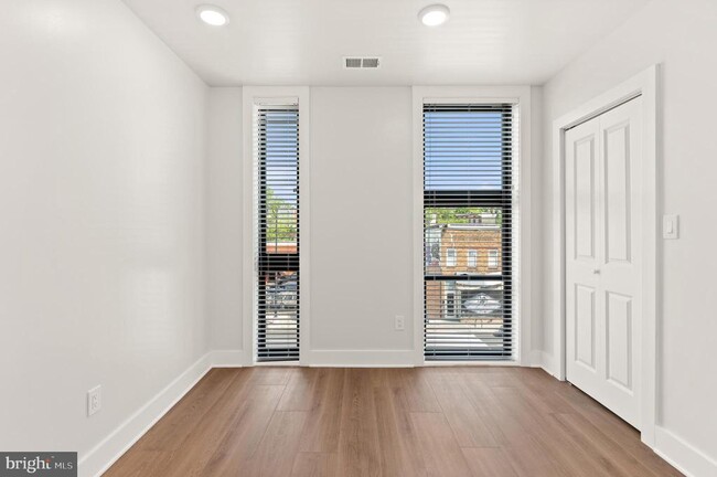 Building Photo - 1100 Bladensburg Rd NE