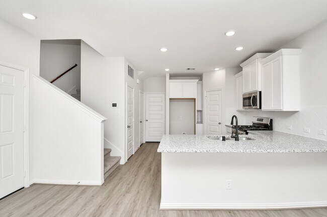 Building Photo - 1534 Revolution Way