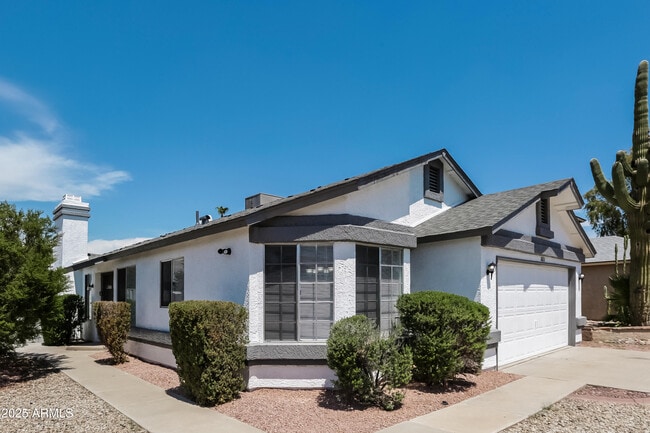 Building Photo - 8876 W Michelle Dr