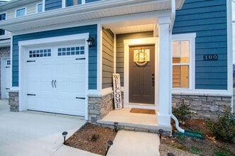 Building Photo - Beautiful home in quiet neighborhood