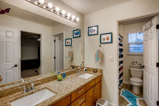 Building Photo - Evolve Real Estate: Meticulous Executive 4...