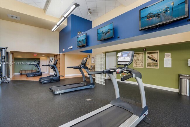 Building Photo - 7350 SW 89th St