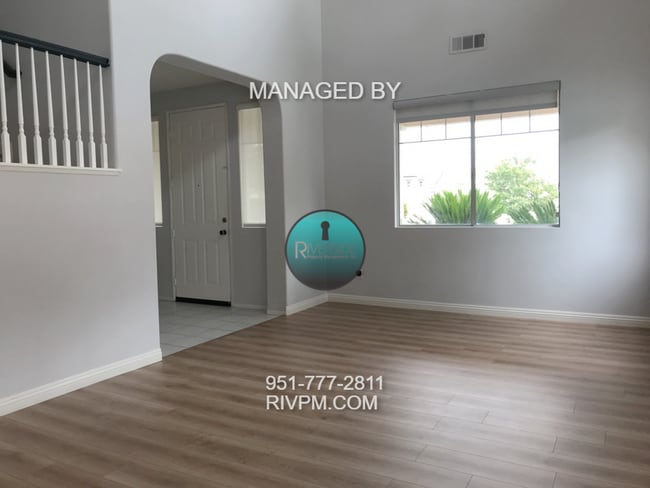 Building Photo - Beautiful 4-Bedroom Home with Pool & Garde...