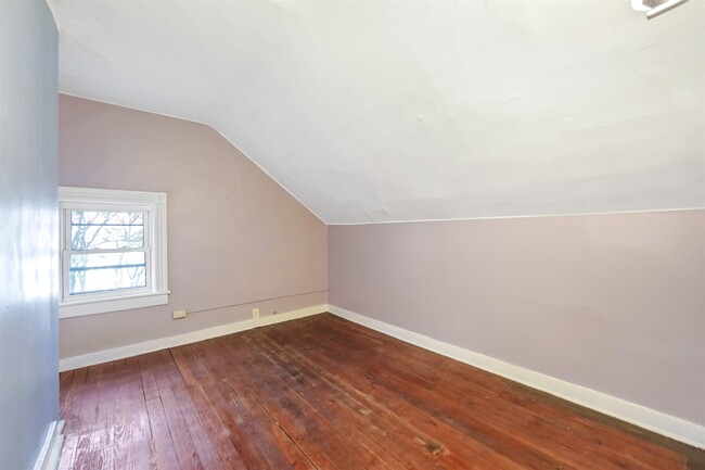 Building Photo - 54 Highland Ave