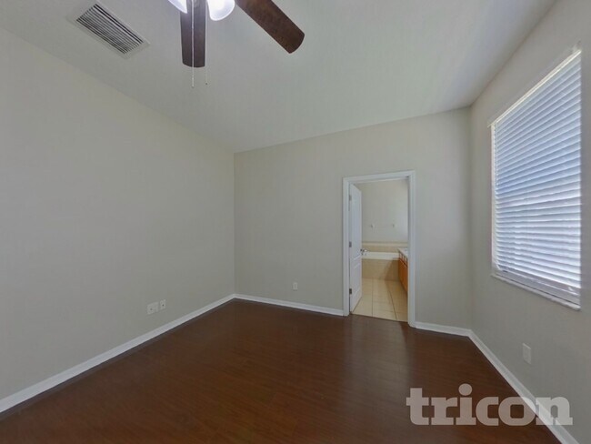 Building Photo - 9346 Black Thorn Loop