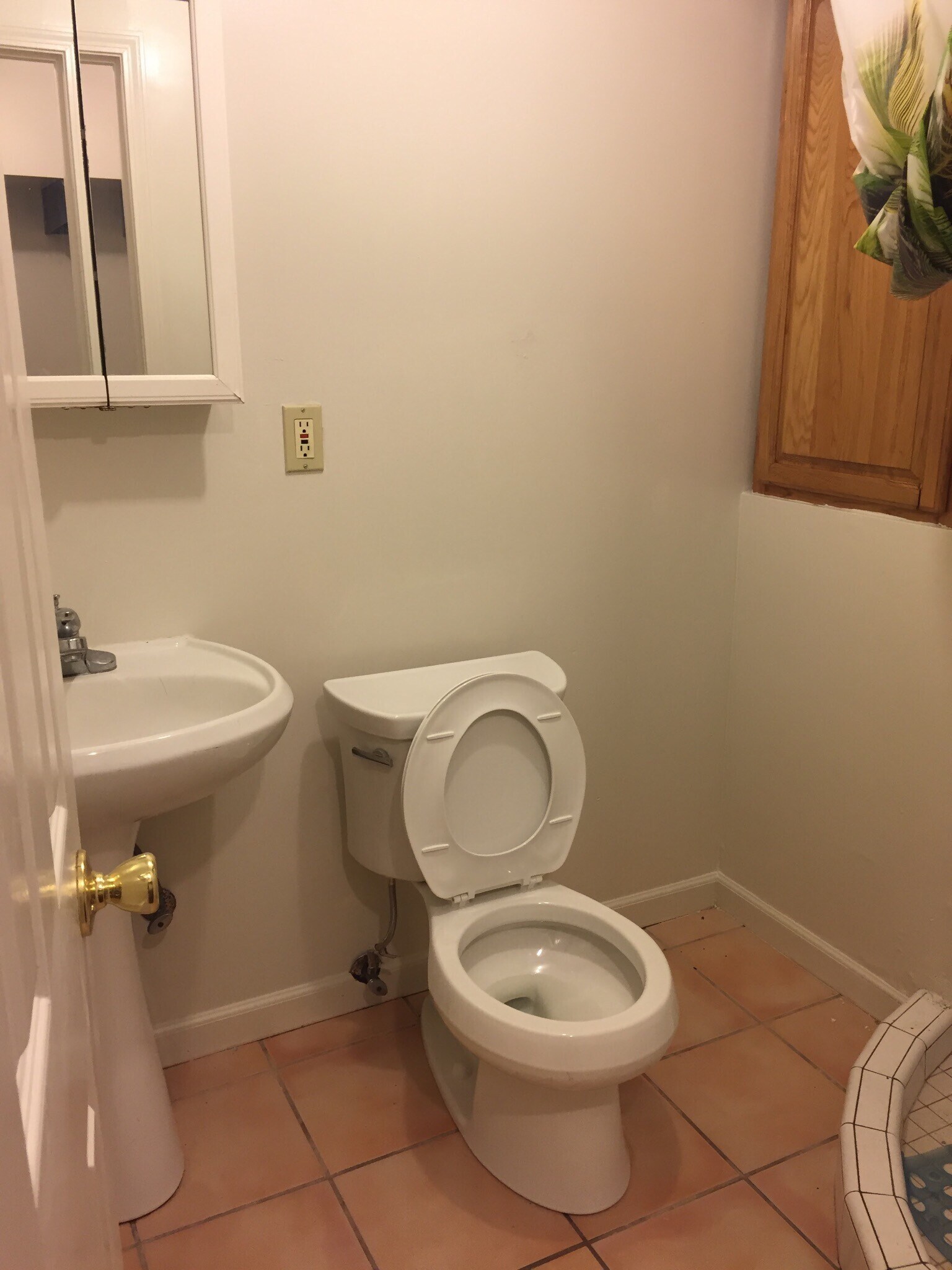 Building Photo - 369 Winchester St