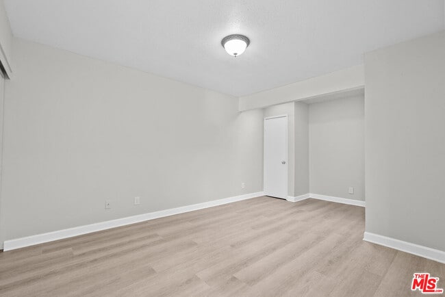 Building Photo - 26851 Oak Branch Cir