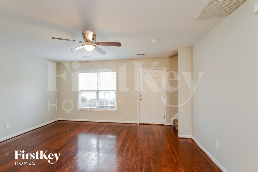 Building Photo - 5121 Brahman Trail