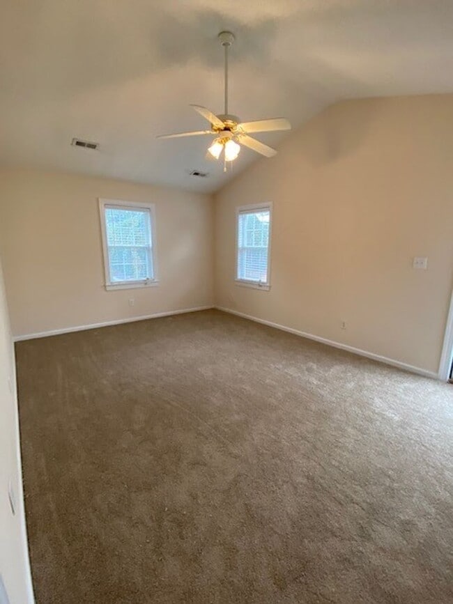 Building Photo - Jayne Lane Duplexes - Bldg 1