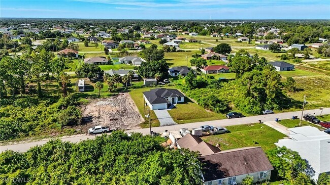 Building Photo - 2607 38th St SW