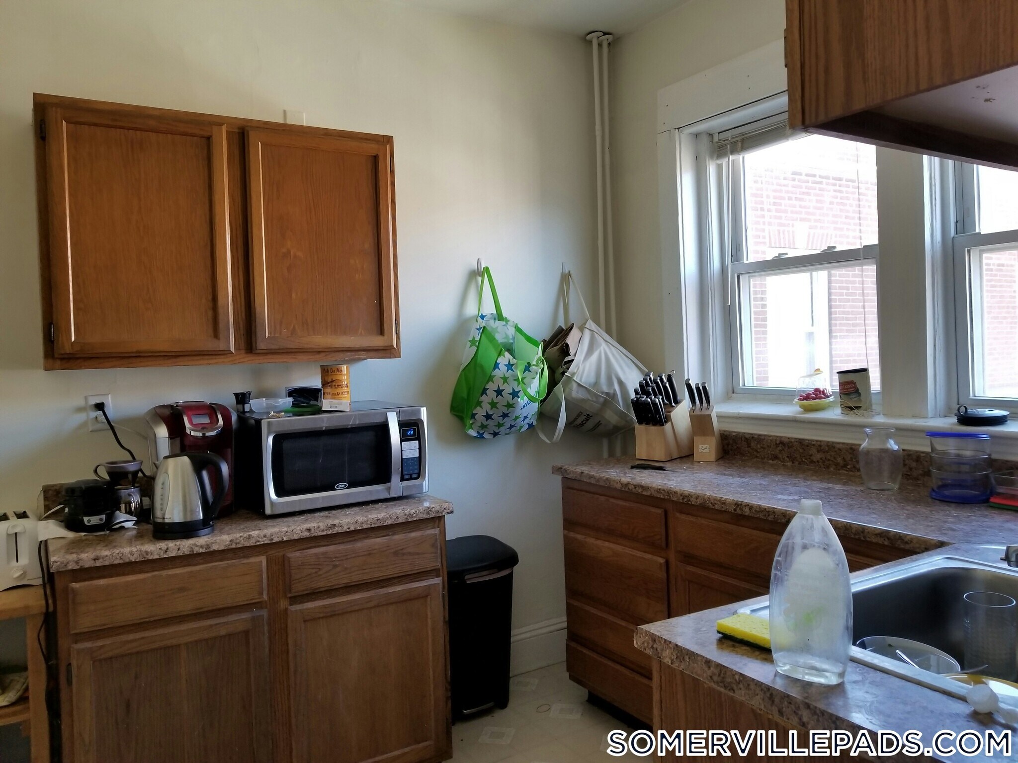 Building Photo - 163 Summer St