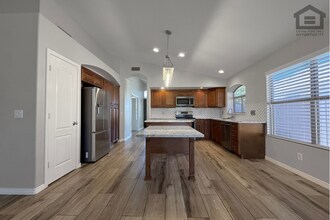 Building Photo - 3Bed/2Bath House w/Bonus Room at 67th Ave/AZ Loop-101! Ready for Immediate Move-In!