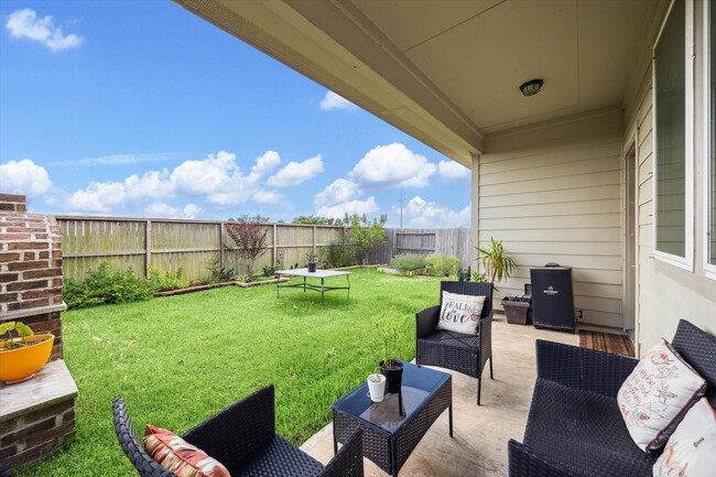 Building Photo - 13309 Emerald Mallard Dr