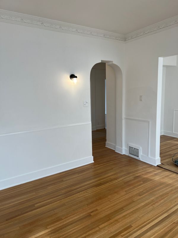 Building Photo - 926 S Curson Ave